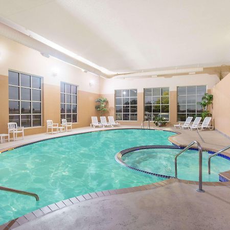 Baymont By Wyndham Plymouth Exterior foto